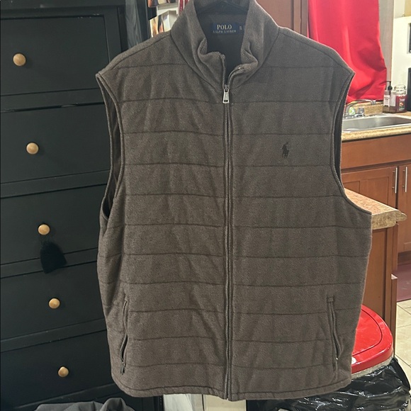 Polo by Ralph Lauren Men's Dark Brown Quilted Vest - Picture 2 of 10